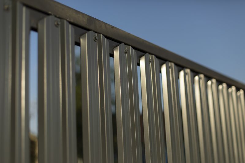 Metal Fence Service